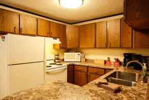 2BR Condo | Near Copper Peak + Iron Belle Trail - Image 5