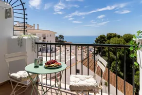 Balconies-Town-Pool-300Mb-Quiet-2bed-2bath - Image 5