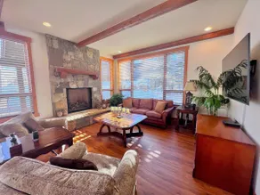 Dog Friendly, EV Charger, Ski/Golf/Hike! - Image 2
