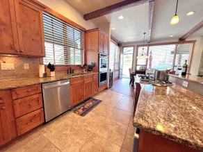 Dog Friendly, EV Charger, Ski/Golf/Hike! - Image 3