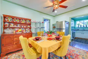 18 Mi to Skiing: Colorful Home in Springfield! - Image 2