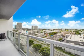 Spacious 2-Bedroom Apartment - Image 4
