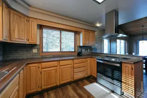 Marina Hideaway - Image 4