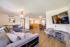 8-acre Bridgman Oasis: Pool, Hot Tub & Game Room - Image 5