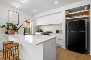 3BR Light-filled Retreat Mt Duneed - Image 4