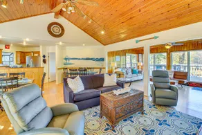 Lake Hamilton Escape w/ Boardwalk & Boat Dock! - Image 5