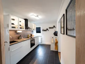 Sunny Vacation Rental - Image 3