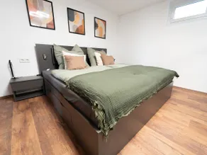 Sunny Vacation Rental - Image 5