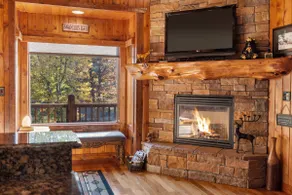 The Cabin at Rock Canyon - Image 3