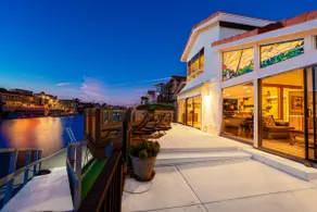 25% Off Aug 27-30! On The Water W/Private Hot Tub* - Image 2