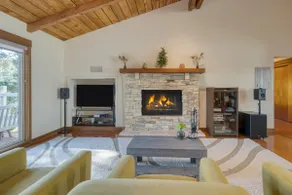 Serene Crest by AvantStay | A+ Design Near Beaches - Image 5