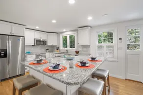 3 Min to Mayflower Beach, Dog Friendly! - Image 3
