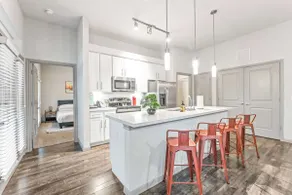 Homey 2BR Suite Close to Downtown w Fast Wifi - Image 4