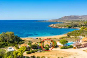 Maria Beach House - Image 4