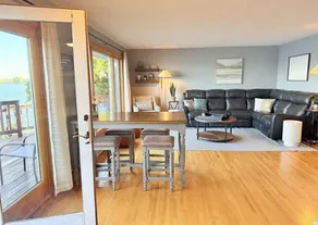 New Deck|Fishing|Lakeside|FamFriendly|RVHookup - Image 3
