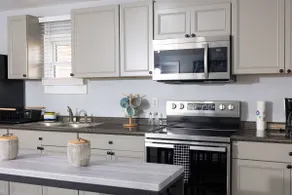 5 Minutes to Elon | Washer + Dryer | Fast Wi-Fi - Image 5