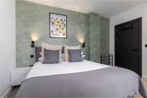 Ovitzia - Bright & Spacious Duplex + Private Patio - Image 5
