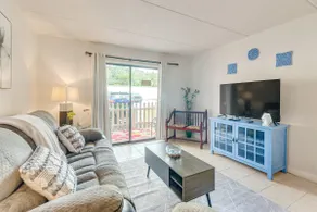 Waterfront Mary Esther Condo w/ Kayaks! - Image 3
