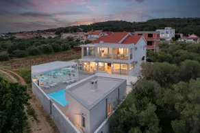 Lalic Gallery Villa - Image 2