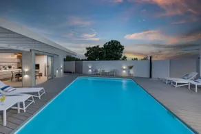 Lalic Gallery Villa - Image 3