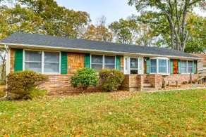 Screened Patio, Deck & Grill: Saint Inigoes Home! - Image 2