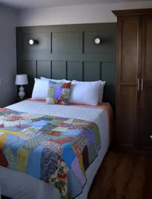 Room #4 - Queen Room with Sofa bed - Main Level - Image 5