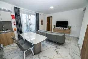 Cozy Equipped 1-Bed Apt +Balcony – by HostMT - Image 3
