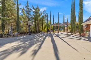 Vineyard Vista Retreat –Your Serene desert Getaway - Image 4