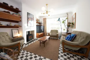 Cosy mid century Stockport with views, dog walks, woodburner - Image 2