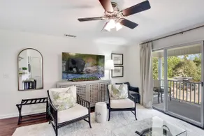 Updated one bedroom condo in Ocean Walk w/washer a - Image 2