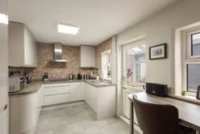 Host & Stay - The Braes - Image 2