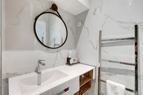 TBS 79 - Elegant apartment in the Marais district - Image 5