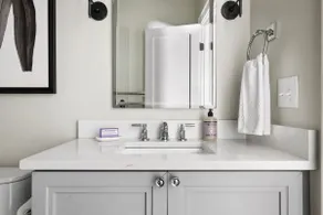 Thomas Waring House | Studio Suite #C | Sleeps 2 - Image 3