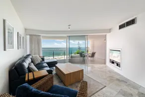 Sirocco 702, amazing ocean views for this contempory apartment in the heart of Mooloolaba - Image 4