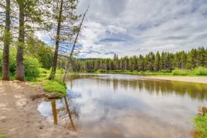 Neighborhood Beach Access! Soda Springs Getaway - Image 4
