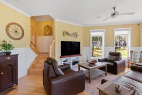 Elegant Coastal Retreat in Boothbay Harbor - Image 5