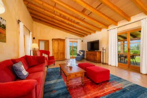 Maison de campagne \"Can Xerpeta\" avec vue sur les montagnes, piscine privée et Wi-Fi - Image 4