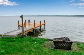 Lakefront Cottage In The Heart of Wine Trail - Image 4