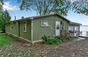 Lakefront Cottage In The Heart of Wine Trail - Image 2