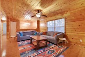 Cozy Freeland Retreat- Firepit Pool Table Hot Tub - Image 3