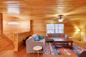Cozy Freeland Retreat- Firepit Pool Table Hot Tub - Image 4