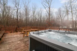 Cozy Freeland Retreat- Firepit Pool Table Hot Tub - Image 2