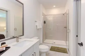 Comfortable 1 Bedroom with Pool and Gym Access - Image 4