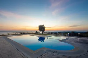 Villa Mediterranean View - Image 4