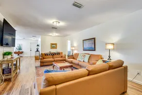 6 Mi to Beaches: Modern Bradenton Getaway! - Image 5