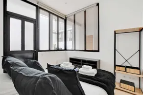 Authentique Apartment - 1BR- 2P- Voltaire - Image 5