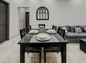 Trendy & Tidy 2BDR Apt 5 min To CAI Airport - Image 3