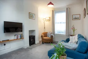 Salty Cottage - Image 3