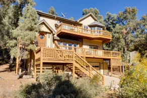 Game Room & Deck: Modern Frazier Park Home! - Image 3