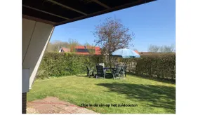 Detached bungalow with spacious garden - Image 2